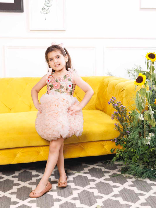 Monica 2.0 ruffled fluffy peach dress